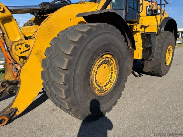 Ratinis krautuvas Caterpillar 980M