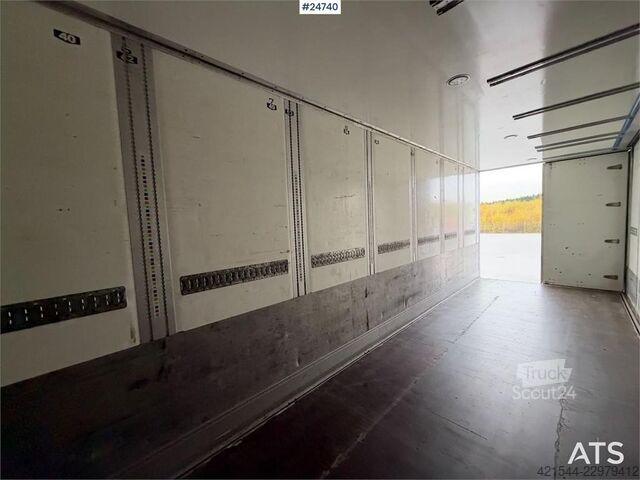  Ekeri Box semi-trailer - full side opening