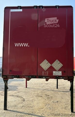 Cambio de carrocería por carrocería de caja Krone 7,45m Wechselkoffer mit Türen