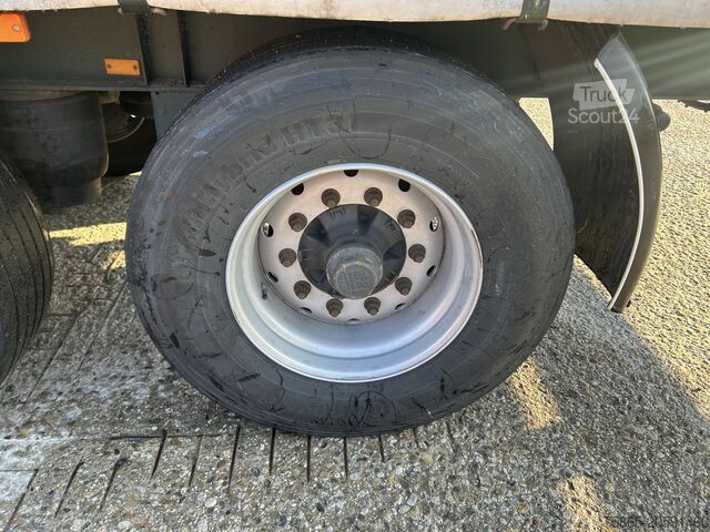 Lonas correderas Burg BPO 12-27 / Curtianside Trailer / BPW Drum / NL...