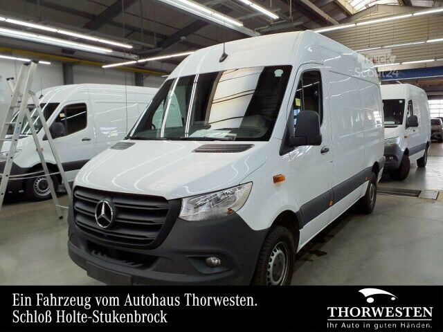 Dobozos furgon Mercedes-Benz Sprinter 317 CDI Hochdach L2H2