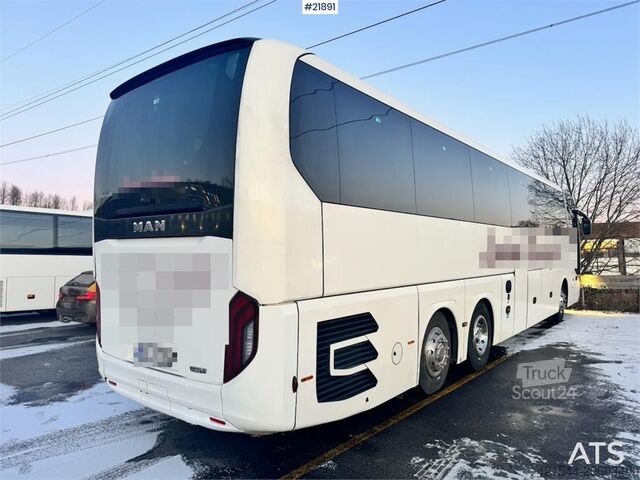 MAN Lion's Coach touringcar. 55 zitplaatsen! MAN Lion`s Coach Tour Bus. 55 seats!