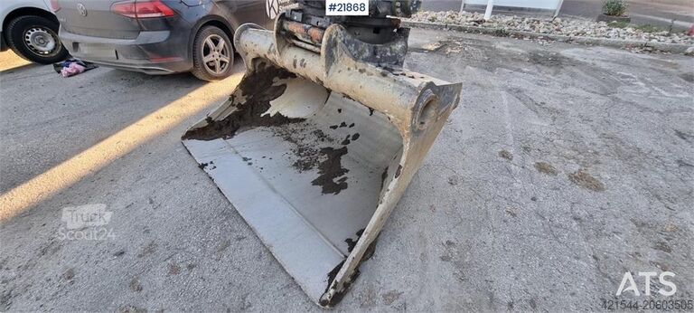 Koparka gąsienicowa Volvo ECR235 EL excavator w/ digging bucket, sanding buc