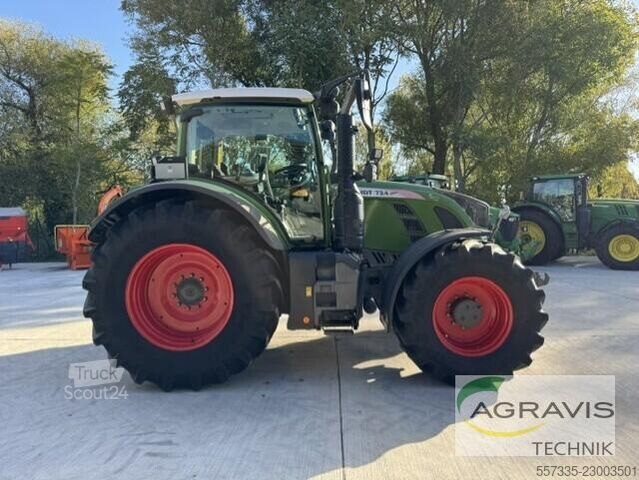 Tractor Fendt 724 VARIO S4