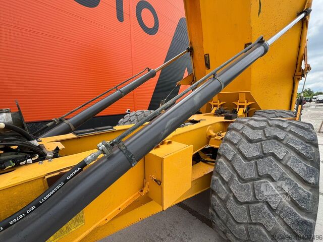 Basculeur Volvo A 30 G 6x6 BOX L=5094 mm