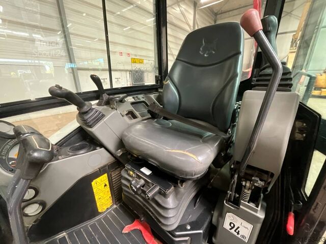 Mini bager Bobcat E 35z