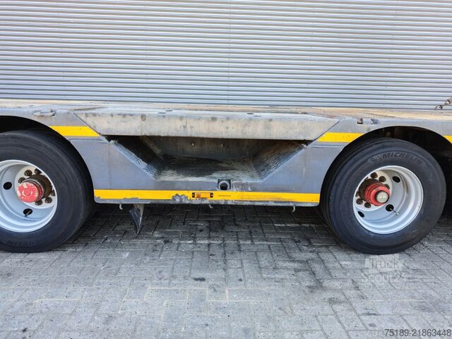 Semi low-loader Faymonville F-S43-1ABA 4 Meter Extand. Radmulden Ramps!