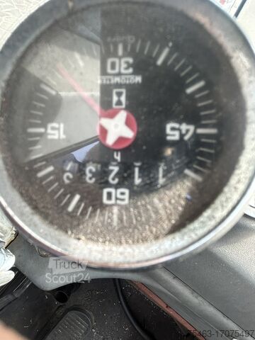 Ciągnik holowniczy CVS Ferrari TT2516