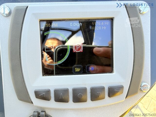 Kapeakäytäväinen trukki Combilift AISLE MASTER TRIPLEX 8500 FREE LIFT TOP1