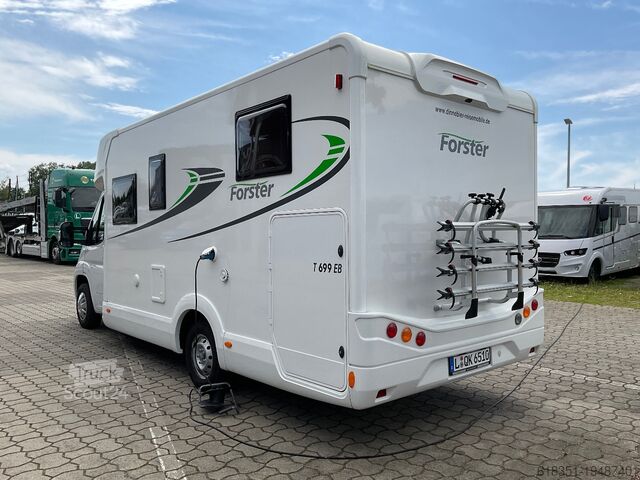 Half-integraal camper FORSTER T 699 EB Dachklima, Fahrradträger, Hubbett