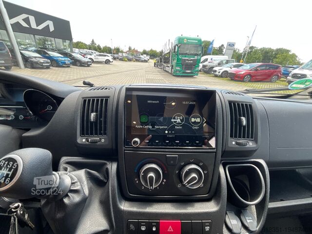 Half-integraal camper FORSTER T 699 EB Dachklima, Fahrradträger, Hubbett