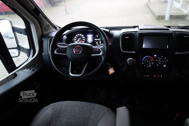 Autocaravana con alcoba Carado A 464 DUCATO WOHNMOBIL 6SCHLAFPL/DACH-KLIMAANLAGE