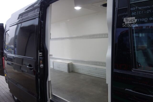 شاحنة نقل مخصصة Volkswagen Crafter 35 Maxi Tiefkühlkasten -20°C KLIMATR/KAM