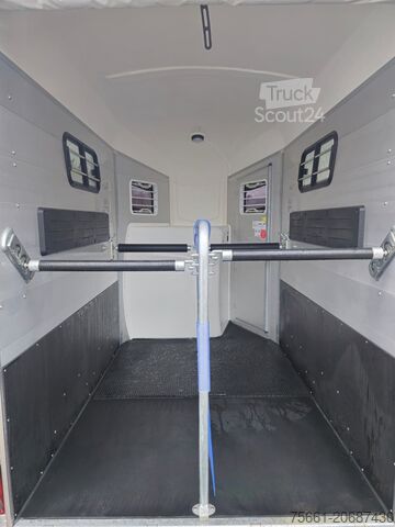 Vans pour chevaux Böckmann Portax Esprit Western Paket NEUWERTIG