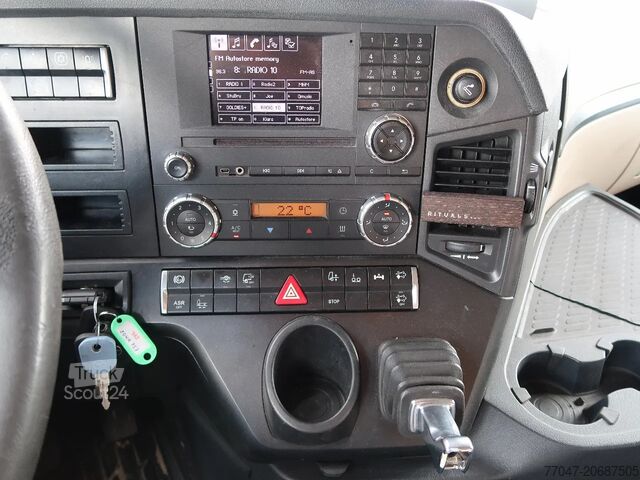 Standaard-SZM Mercedes-Benz Actros 4163 8x4, Retarder, Big Axle, GCW 170 To...