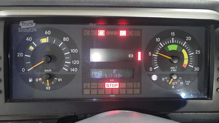 Dreiseitenkipper LKW Mercedes-Benz 1318 AK Kipper Kran 4X4 deutsches Fahrze