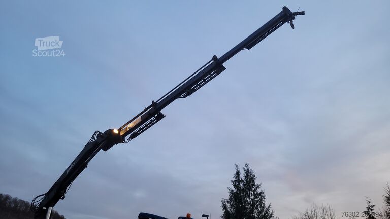 Dreiseitenkipper LKW Mercedes-Benz 1318 AK Kipper Kran 4X4 deutsches Fahrze