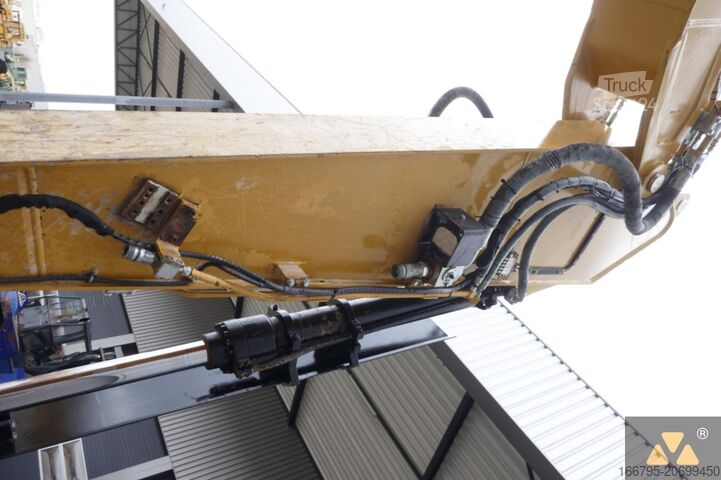 Escavatore cingolato Caterpillar 325F LCR