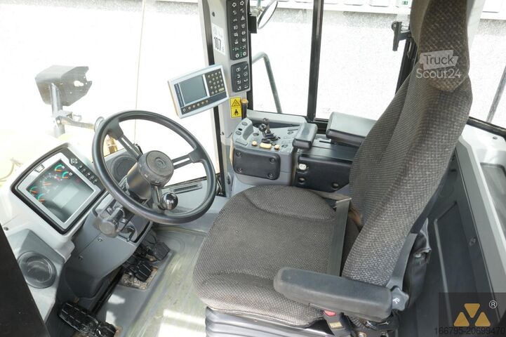 Wheel loader Caterpillar 962K