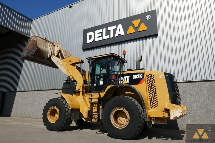 Wheel loader Caterpillar 962K