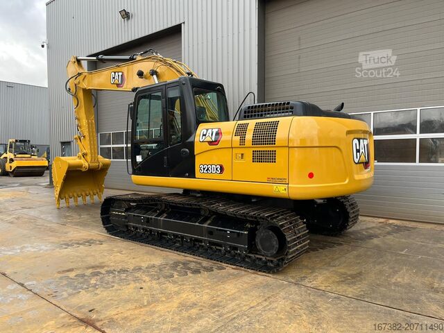 гусеничний екскаватор Caterpillar 323D3