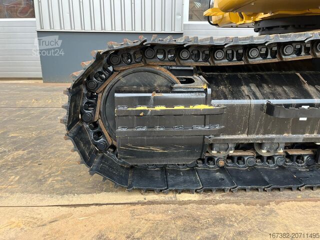 гусеничний екскаватор Caterpillar 323D3