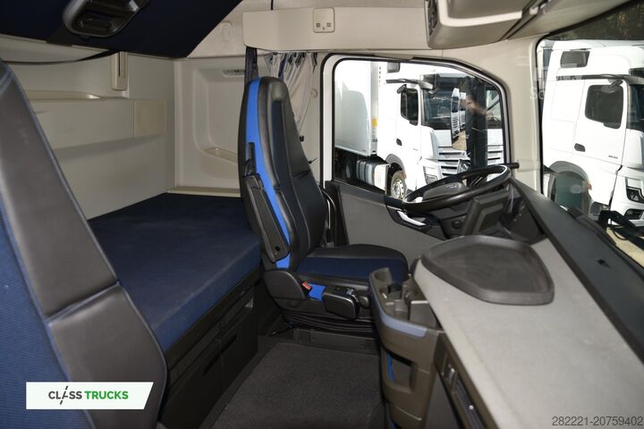 стандартный тракторный агрегат VOLVO FH 460 Globetrotter XL Varios i-Save