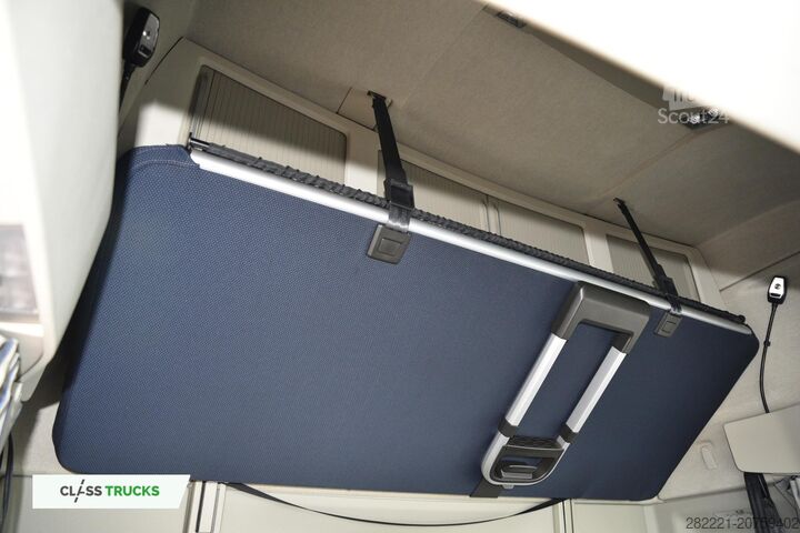 стандартный тракторный агрегат VOLVO FH 460 Globetrotter XL Varios i-Save