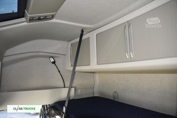 стандартный тракторный агрегат VOLVO FH 460 Globetrotter XL Varios i-Save