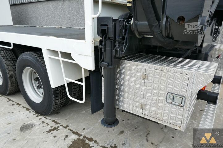 Grue Hino 700FY crane