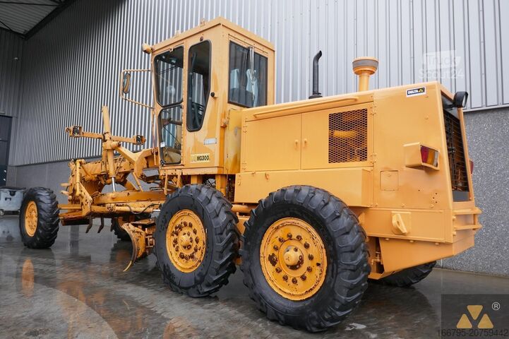 Greideris Mitsubishi MG300