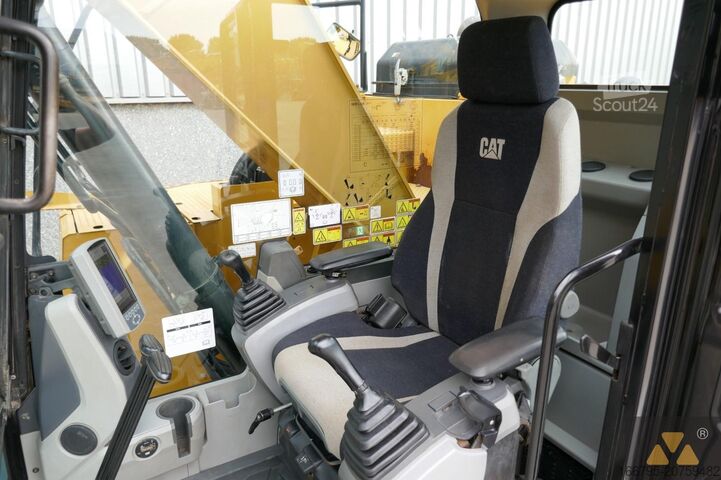 Excavadora sobre orugas Caterpillar 325F LCR