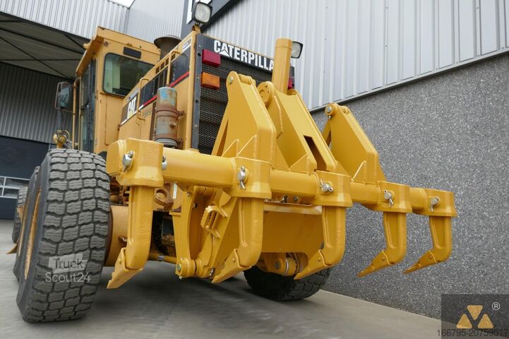 Niveladora Caterpillar 140H