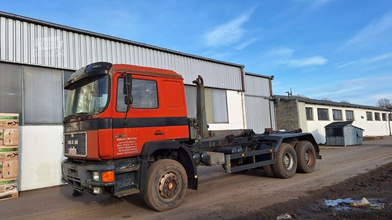 Hook arm system MAN 26.272 K Abroller Blatt/Blatt 6x4