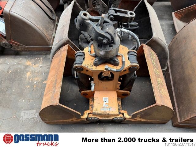 Gru montata su autocarro Terex EK607A-300