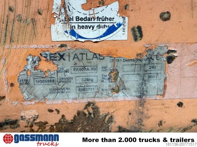 Gru montata su autocarro Terex EK607A-300