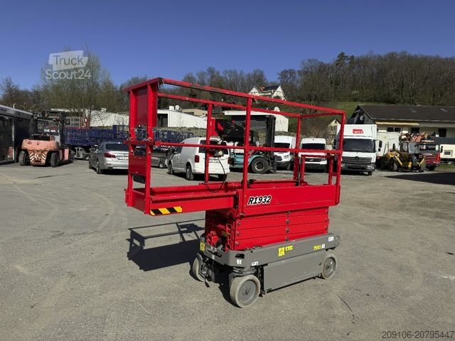 Darbo platforma JLG R 1932 ScherenBühnen 8 Meter