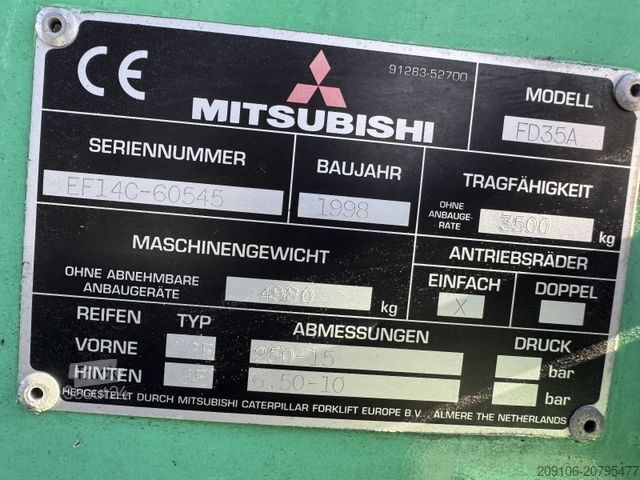 Priekinis krautuvas MITSUBISHI FD 35 Triplex Freihub Mast