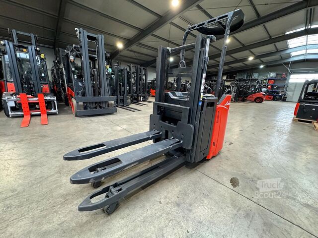 44/2023 entretien + contrôle UVV 03/2027 Linde D12H Linde D12 HP SP