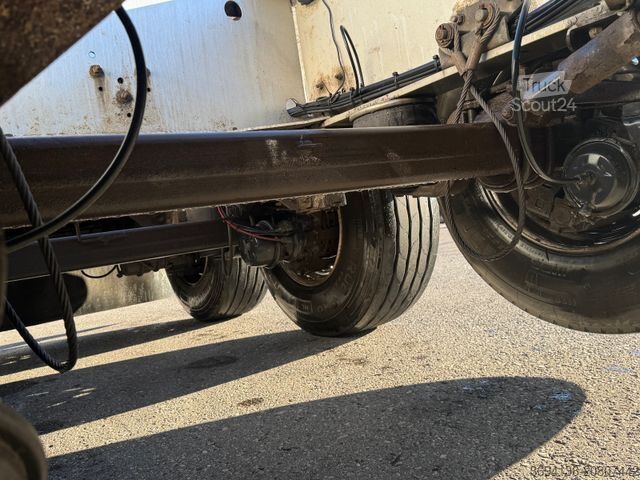 Полуремарке самосвал MENCI SL20B 20 Fuß Containerkipper