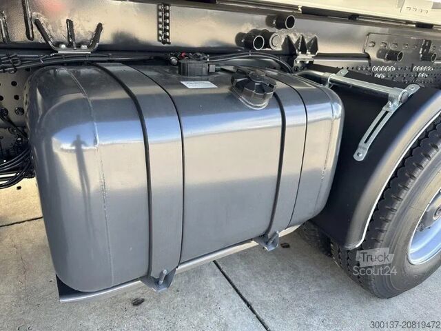 Skraldevogn Mercedes-Benz Arocs 4140 K 8x4 Meiller Tipper