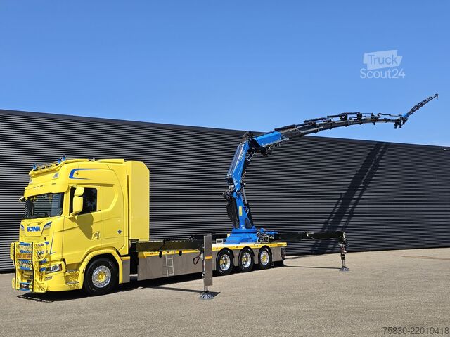 Vrachtwagen met kraan Scania S580 V8 / 8x4 / FASSI 115 t/m CRANE / RETARDER