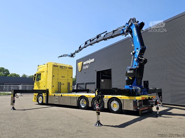 Vrachtwagen met kraan Scania S580 V8 / 8x4 / FASSI 115 t/m CRANE / RETARDER