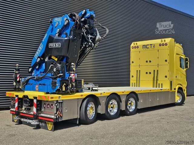Vrachtwagen met kraan Scania S580 V8 / 8x4 / FASSI 115 t/m CRANE / RETARDER