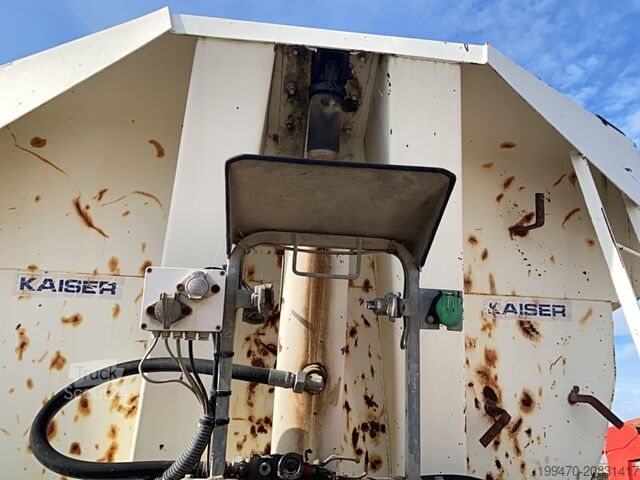 Rimorchio ribaltabile ROBUSTE KAISER S3302V Steel Trailer