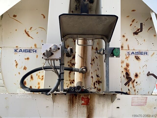 Rimorchio ribaltabile ROBUSTE KAISER S3302V Steel Trailer