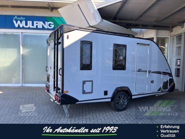 Caravane KNAUS Sport & Fun 480 QL Black Sel. + Motorrrad-Rampe
