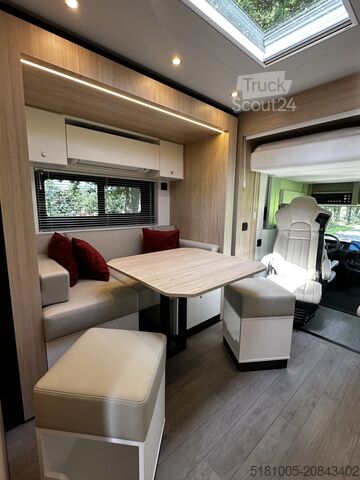 Paarden transport Volvo FH 540 Jong gebrukt 7 paards plus living pop-ot...