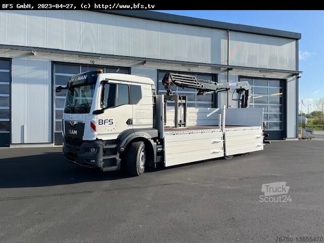 Autokran MAN TGS (TG3) 26.470 6x2-4 LL Baustoffpritsche HMF