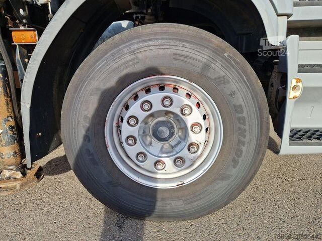 Tipper truck Renault Premium